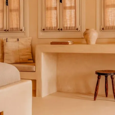 Soho Roc House Mykonos 5* פאראגה